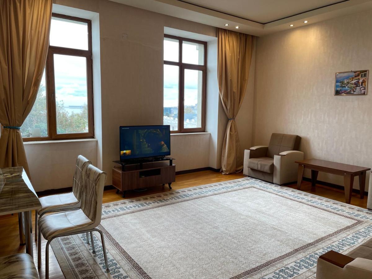 Gloriya Boulevard Apartment By Bakuapart Buitenkant foto